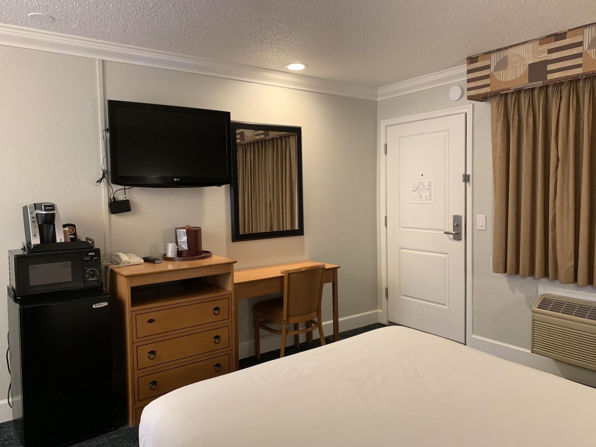 Stargazer Inn And Suites Monterey Exteriér fotografie
