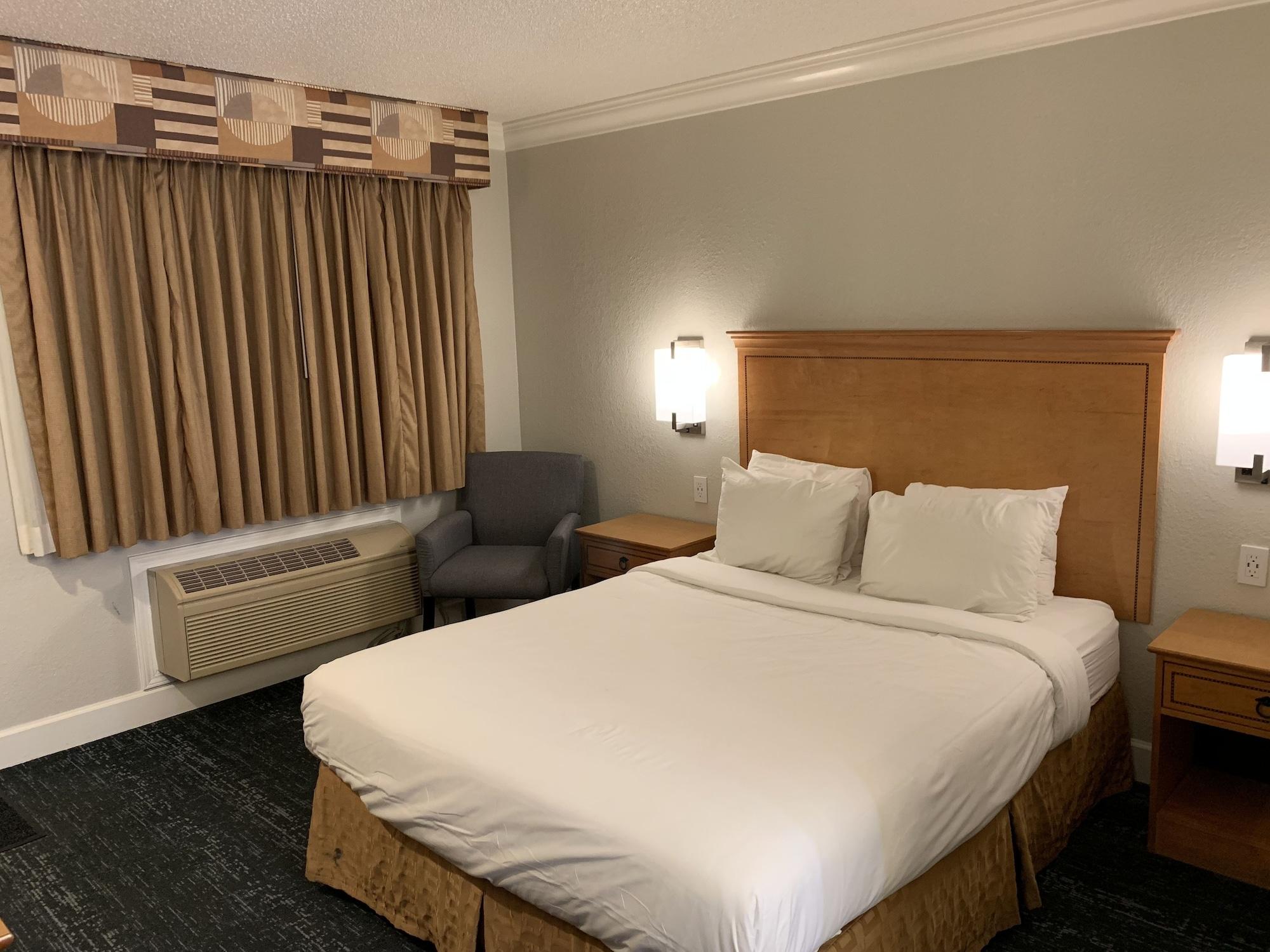 Stargazer Inn And Suites Monterey Exteriér fotografie