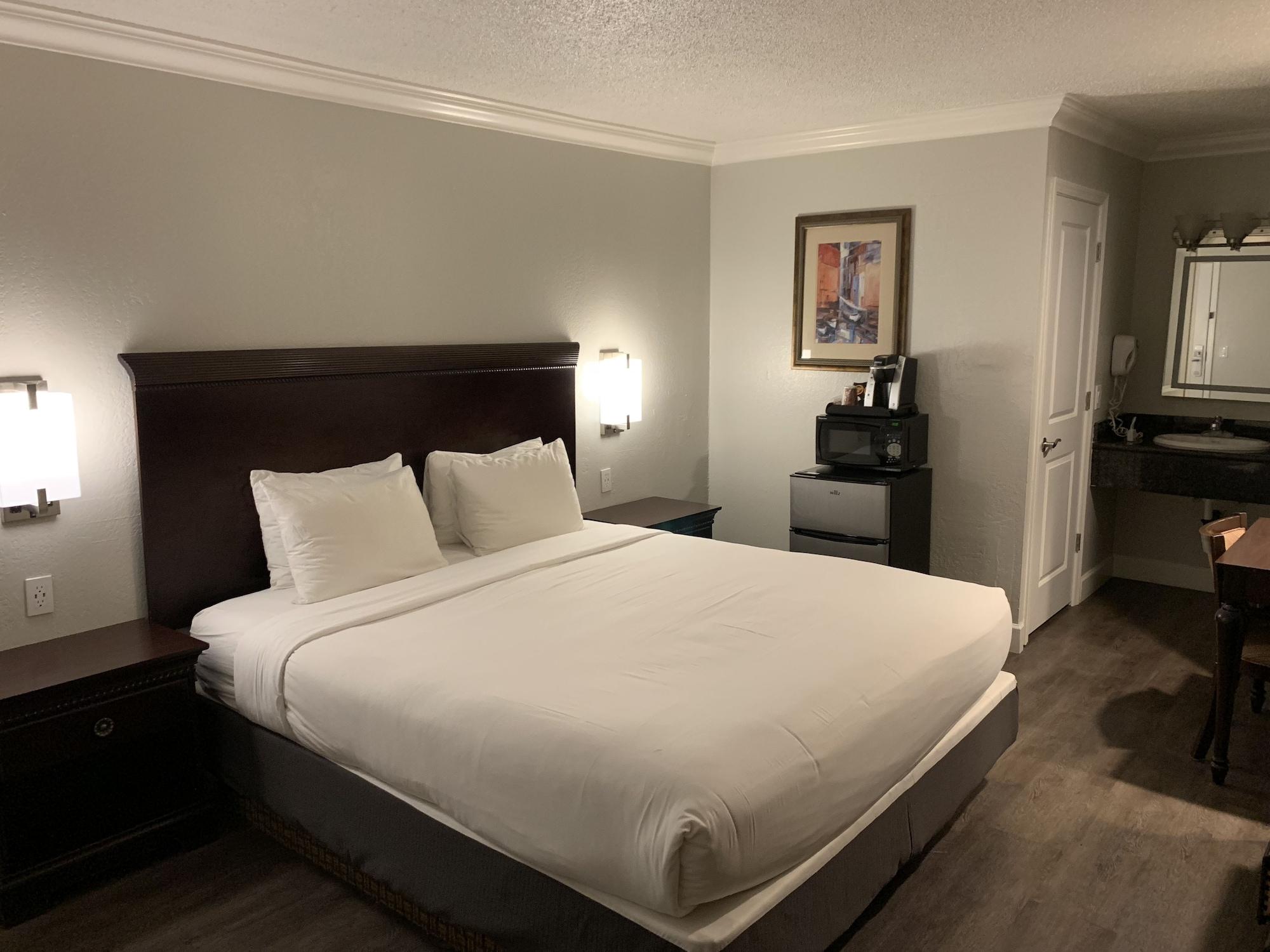 Stargazer Inn And Suites Monterey Exteriér fotografie