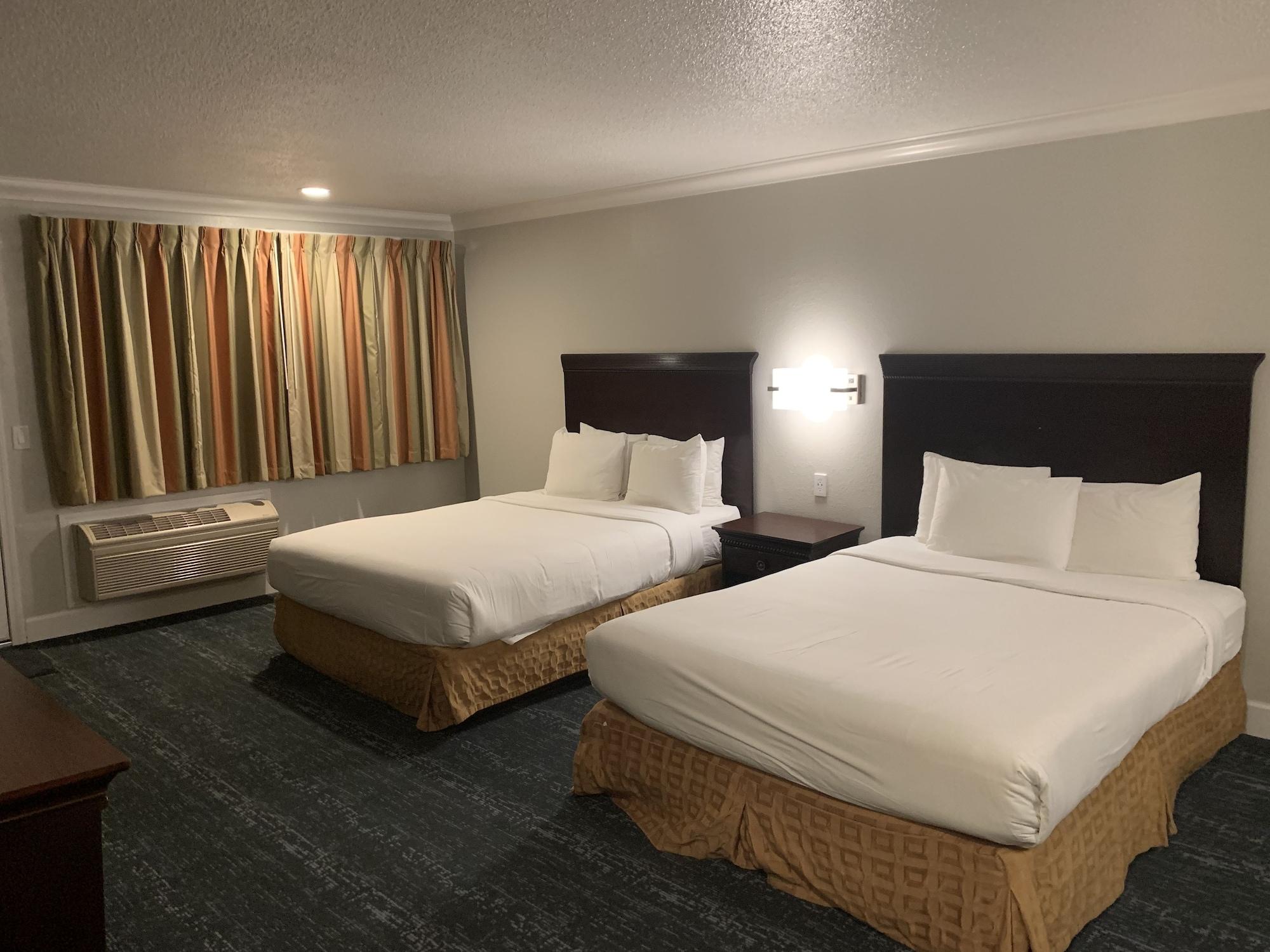 Stargazer Inn And Suites Monterey Exteriér fotografie