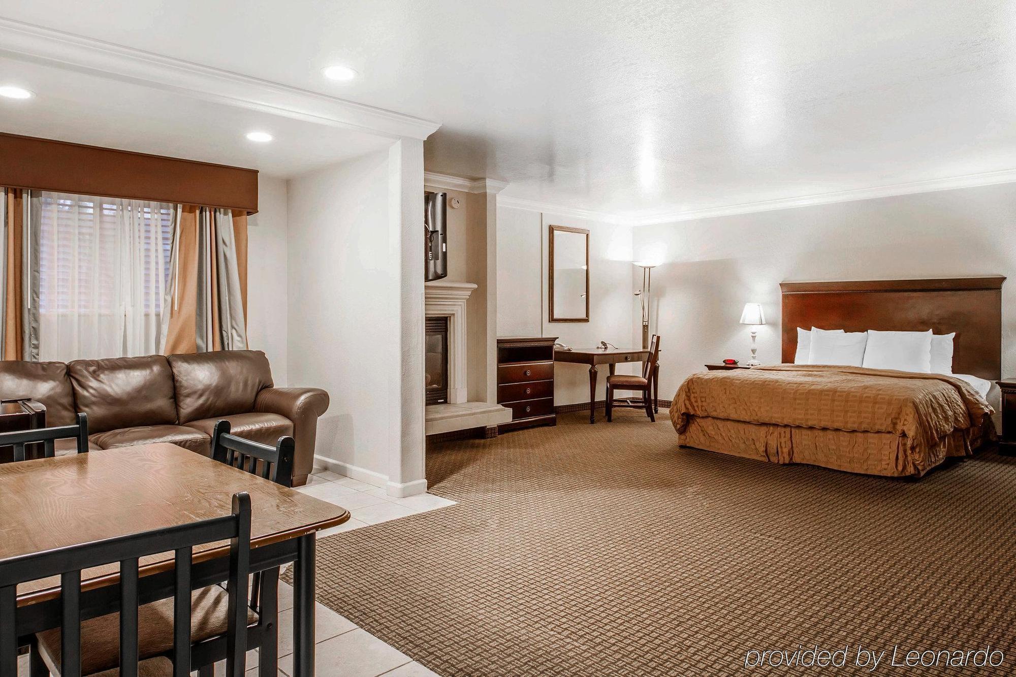 Stargazer Inn And Suites Monterey Exteriér fotografie