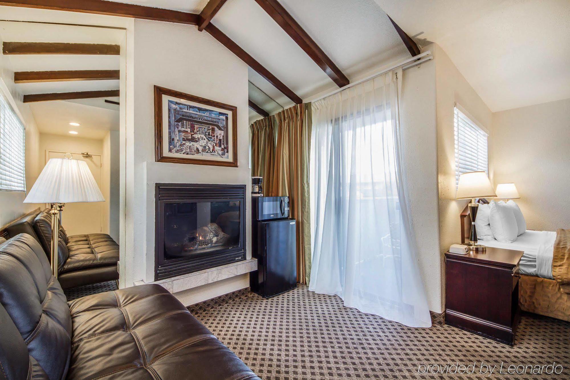 Stargazer Inn And Suites Monterey Exteriér fotografie
