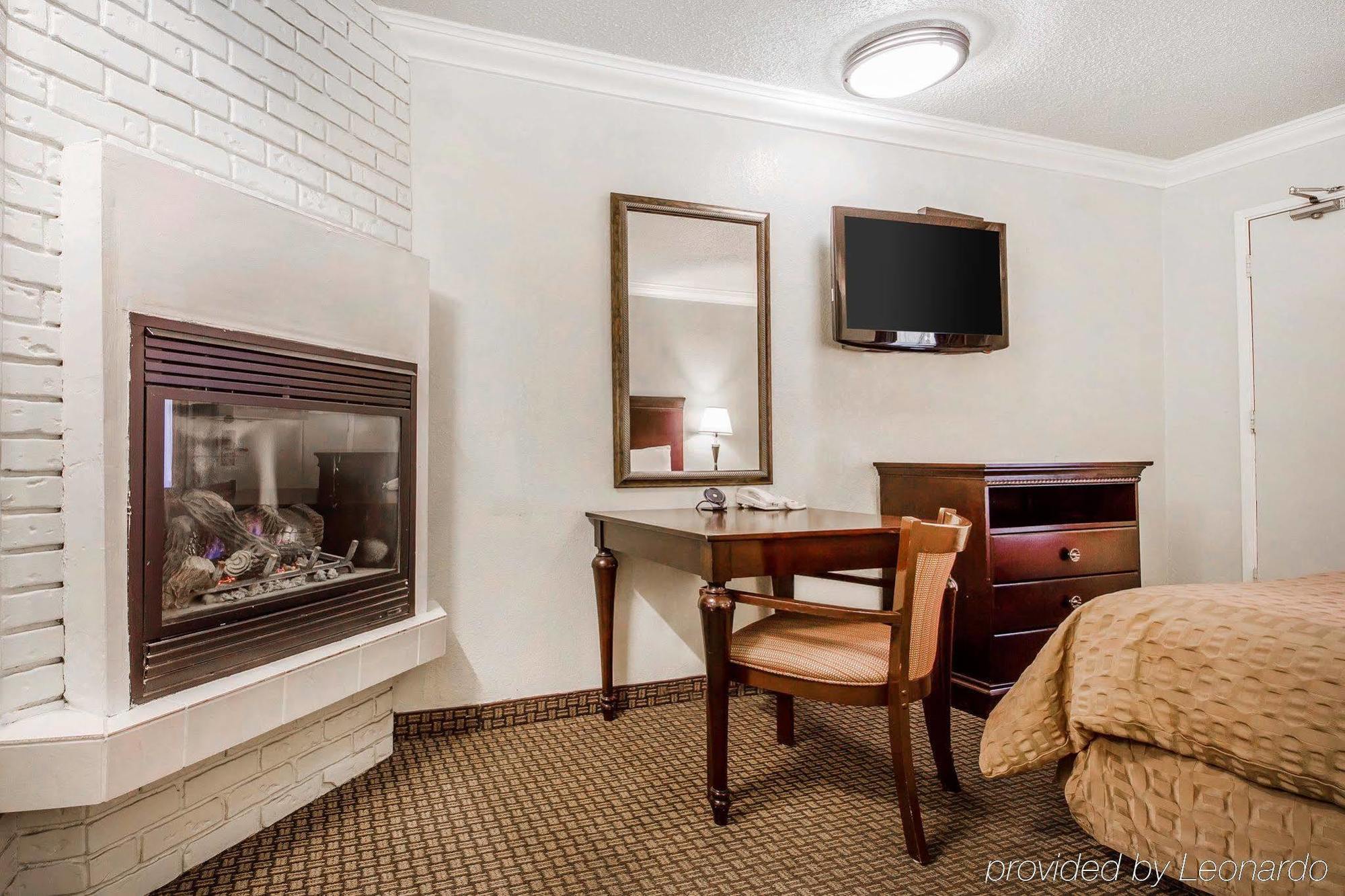 Stargazer Inn And Suites Monterey Exteriér fotografie