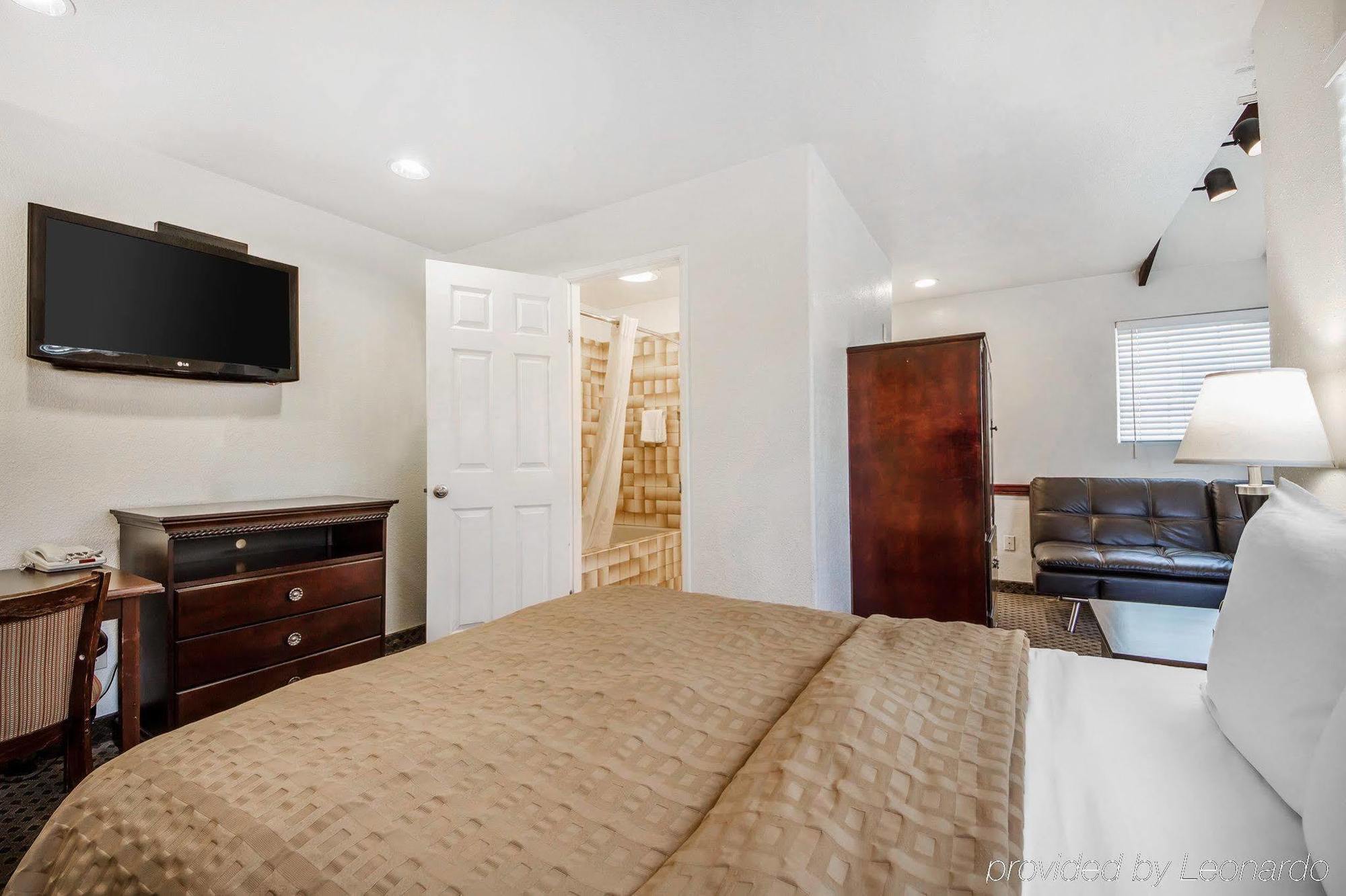 Stargazer Inn And Suites Monterey Exteriér fotografie