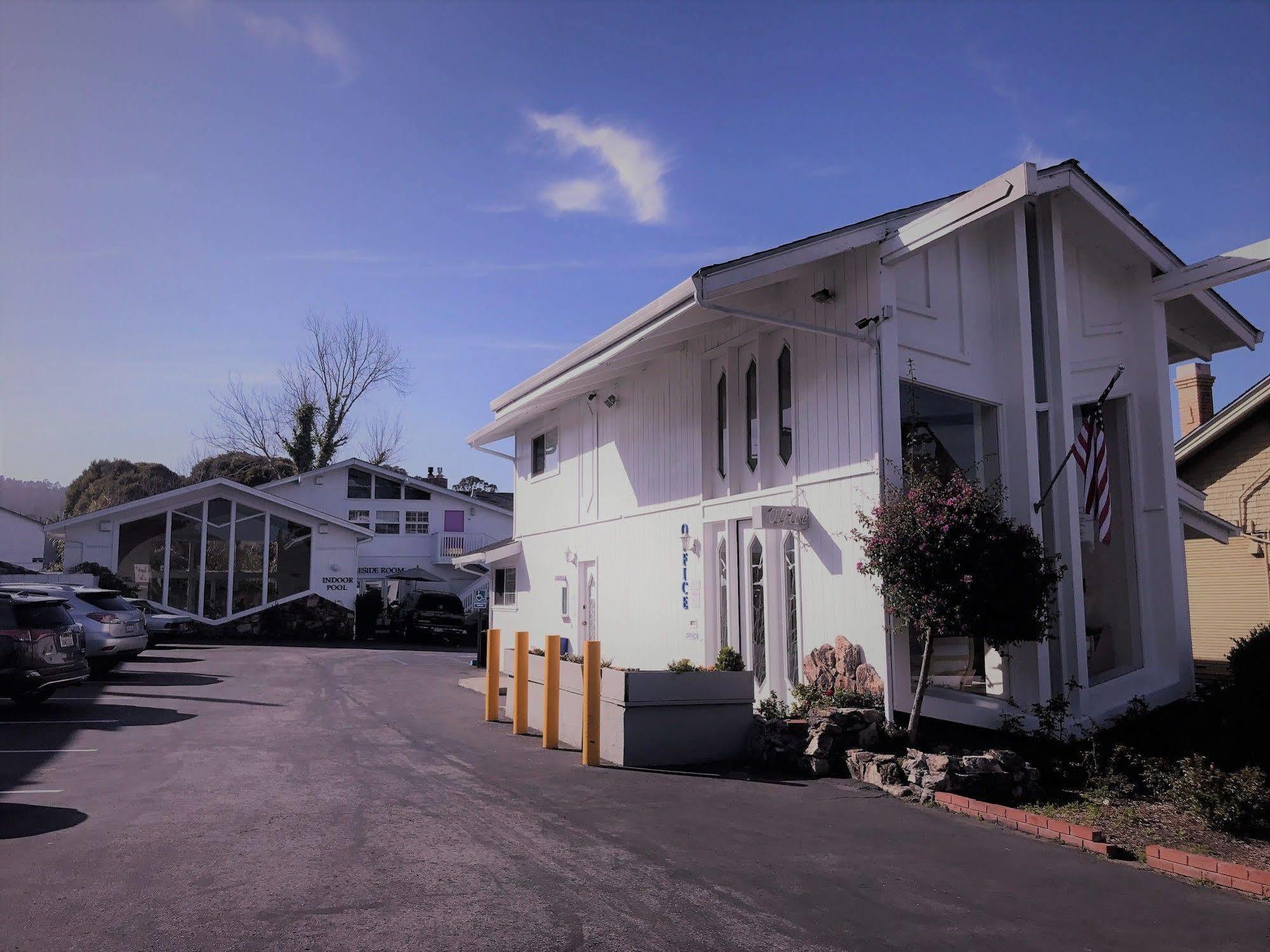 Stargazer Inn And Suites Monterey Exteriér fotografie