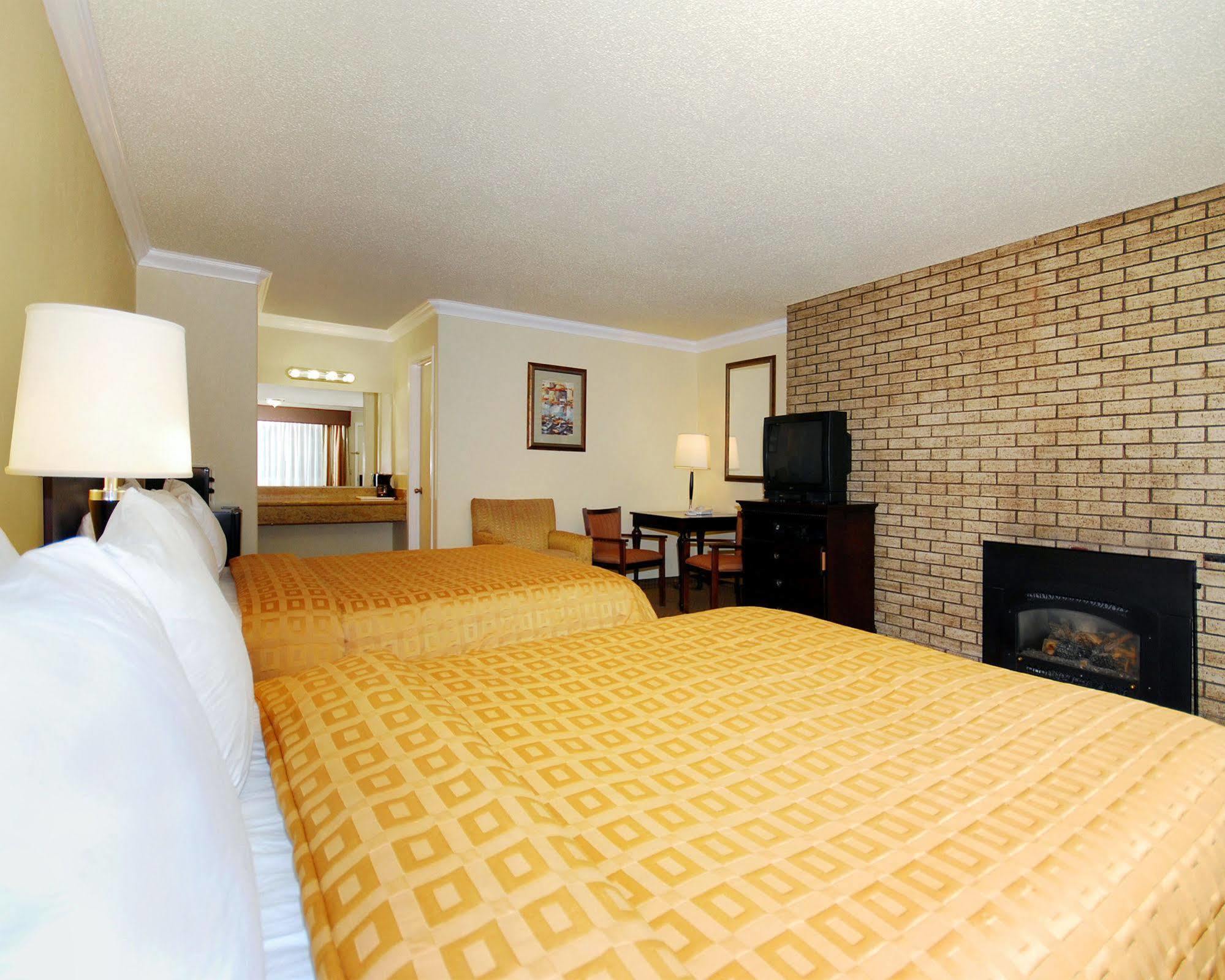 Stargazer Inn And Suites Monterey Pokoj fotografie